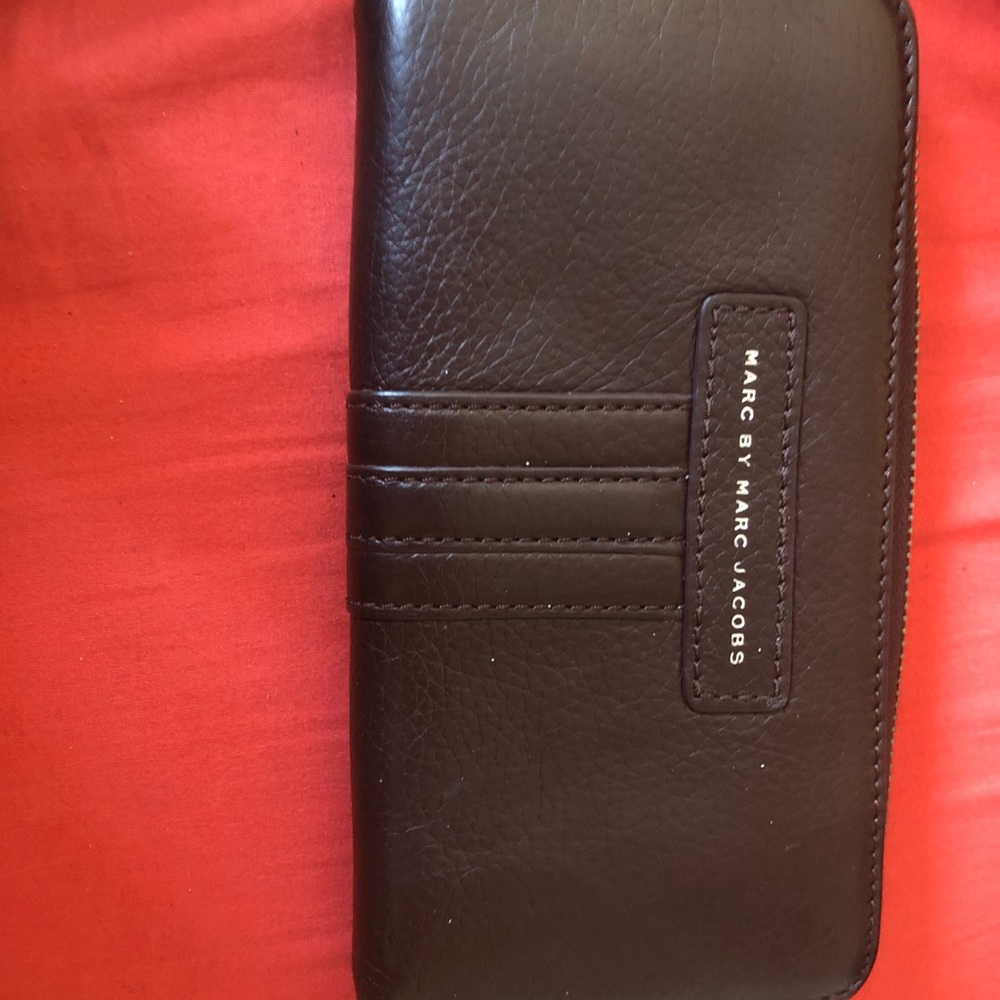 Marc Jacobs wallet